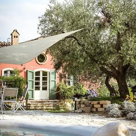 La Casa Rossa * 아쿠아비바 피세나