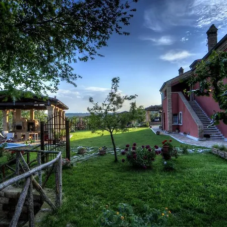 La Casa Rossa 아파트 *