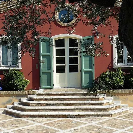 아파트 La Casa Rossa 아쿠아비바 피세나