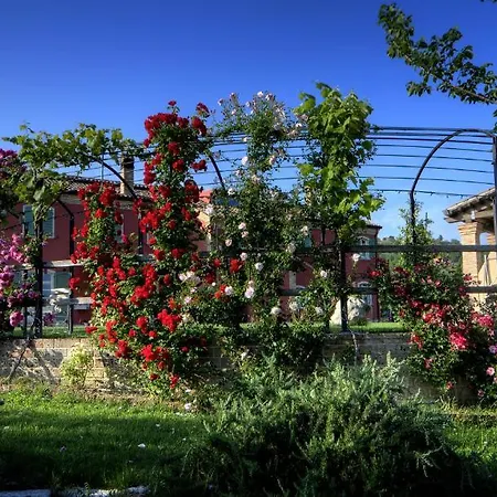 La Casa Rossa